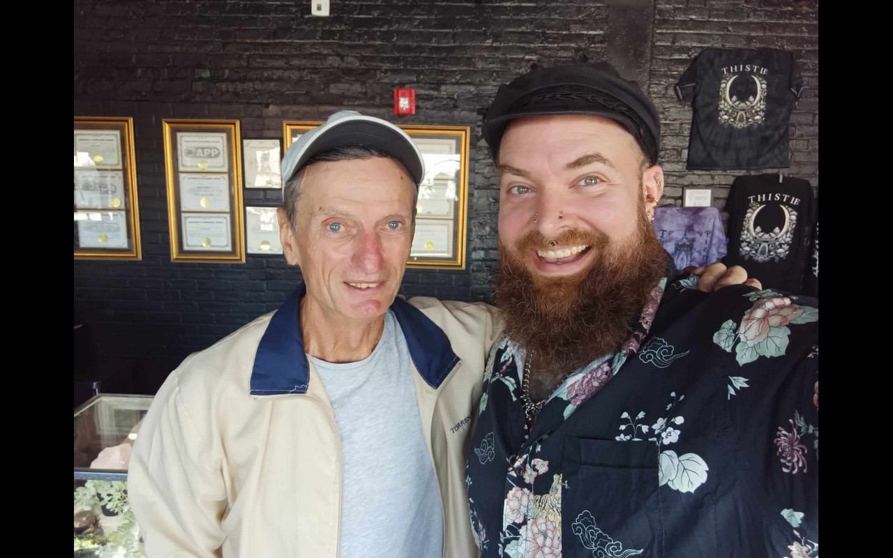 DNA Jewelry Store Customer 35 